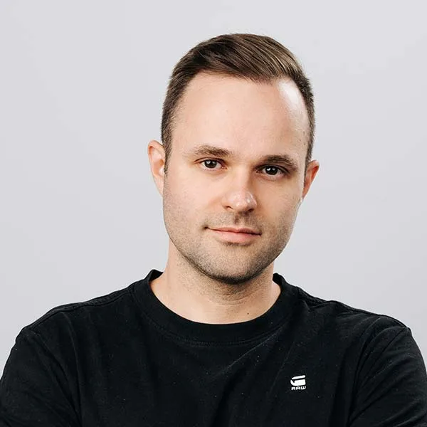 Portrait of Groga Tancek, Product Designer at SaleSqueze.