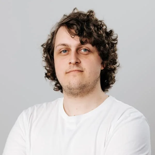 Portrait of Matej Mulej, Senior Product Developer at SaleSqueze.