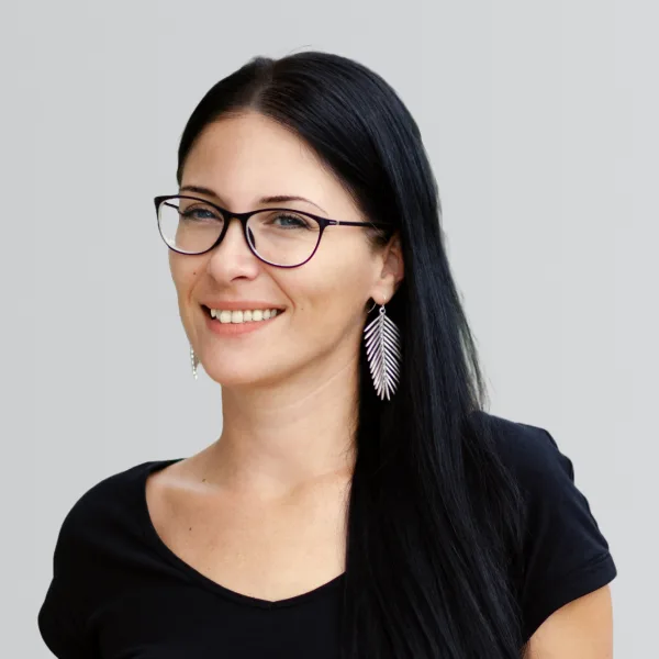 Portrait of Olga Nemčanin, Account Executive at SaleSqueze.