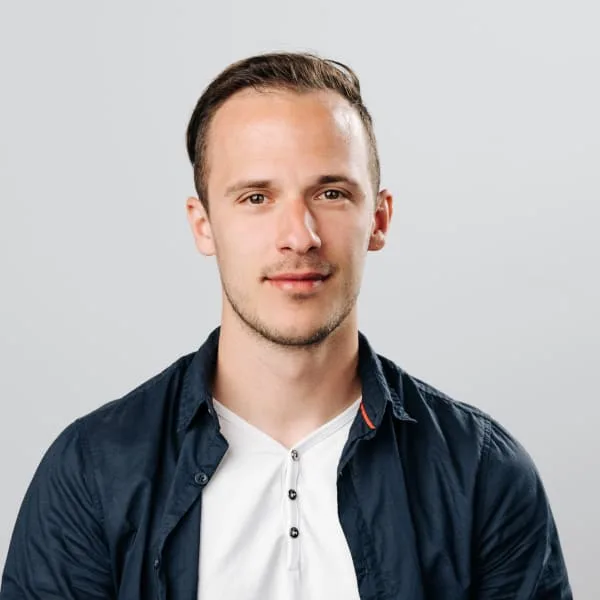 Portrait of Sašo Bizjak, Senior Customer Success Specialist at SaleSqueze.