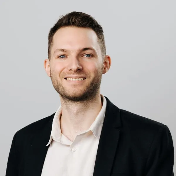 Portrait of Tilen Tomakić, Co-founder & CTO at SaleSqueze.